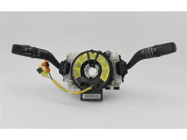 Подрулевой шлейф SRS GJ6E661B1 Mazda 6