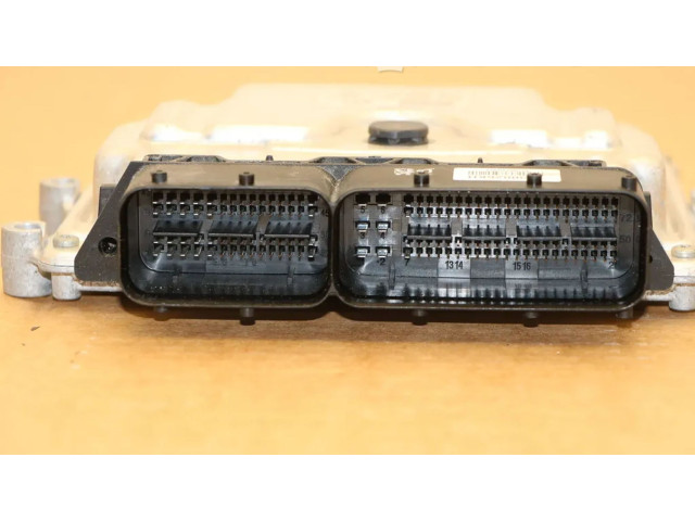 Řídící jednotka 39128-04047   KIA Stonic 2019