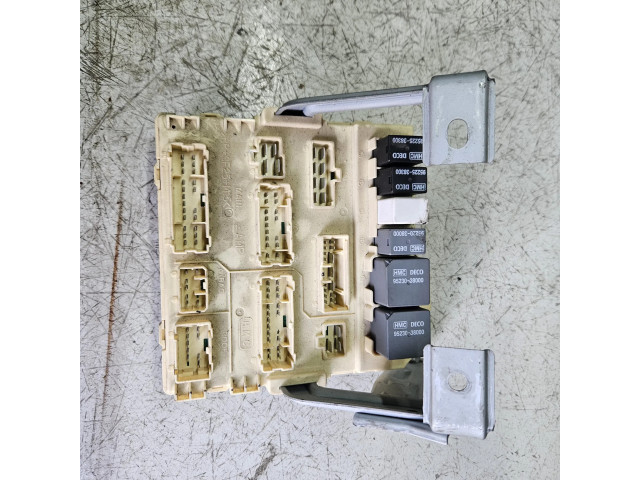 Блок предохранителей 954003D200, 03021M   Hyundai Sonata    