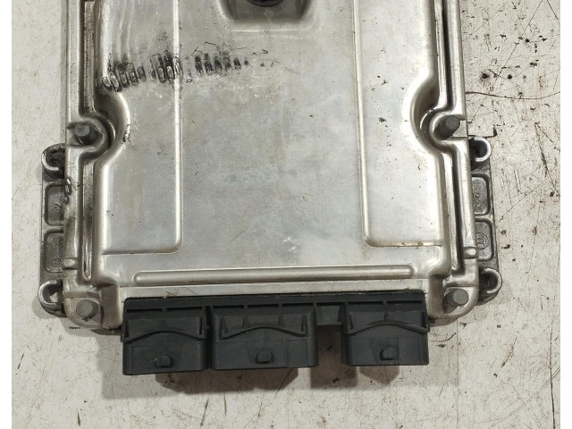 Řídící jednotka 0281011084, 0281011084 Citroen Xsara Picasso 2002