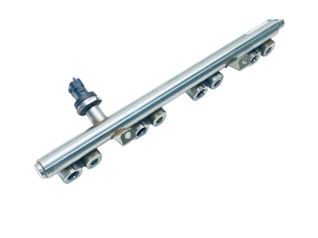 Топливная рампа 353402B100, 353422E500 KIA Pro Cee'd II для двигателя Z79112BZ00