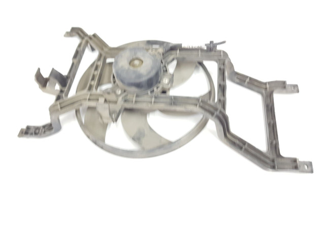 Вентилятор радиатора 8200779073, 214817807R Dacia Sandero