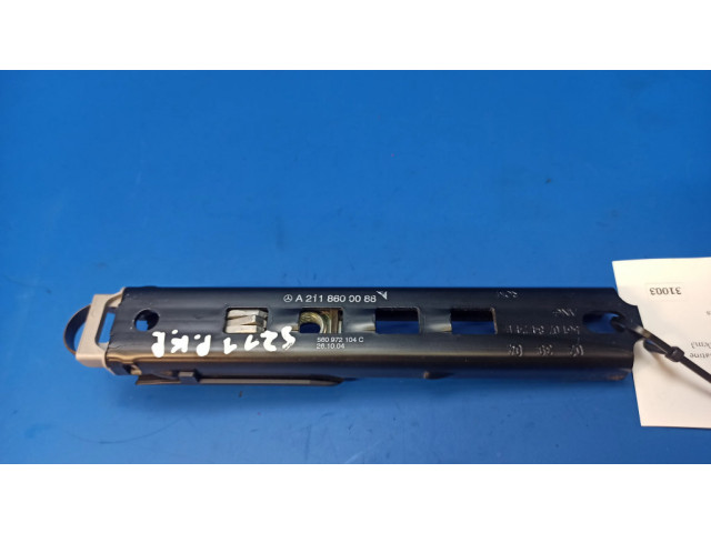 Регулировочная планка ремня безопасности