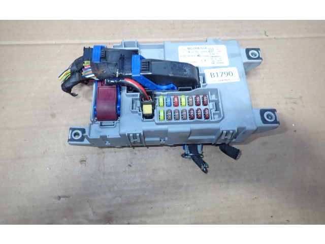 Pojistková skříňka Řídící jednotka BSM 00519383550, 28400321   Fiat Doblo 2012