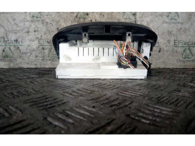 Дисплей 8200307273 Renault Clio III