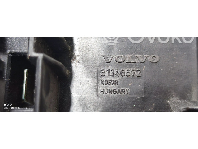Блок предохранителей  31346672   Volvo XC90    