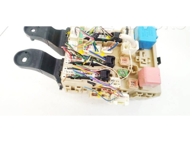   Pojistková skříňka 8273005720, 308512D27   Toyota Avensis T270 2012