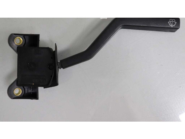 Ручка стеклоочистителей 1363016   Volvo 940