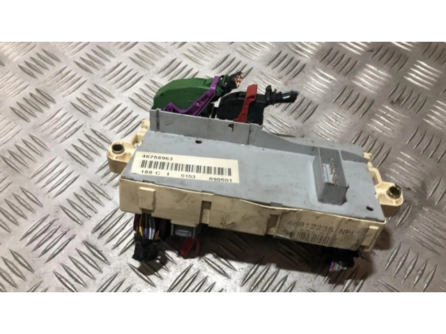   Pojistková skříňka 46812235   Fiat Punto (188) 2001