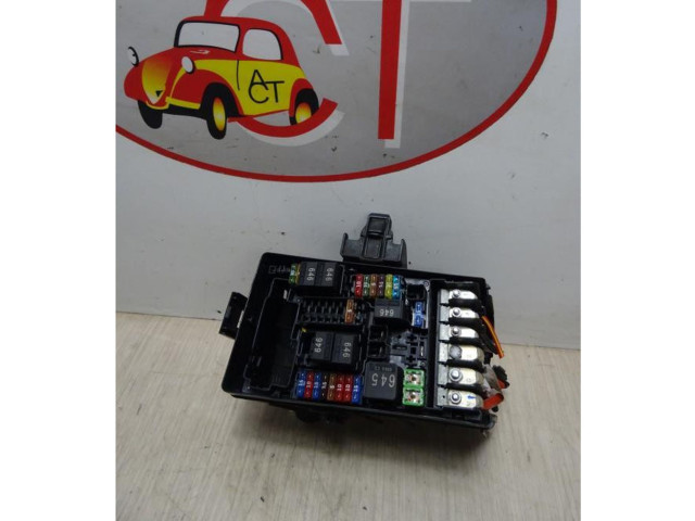 Блок предохранителей Audi A3 S3 8V