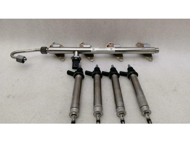 Vstřikovací lišta A2600700900, A2560705600 Mercedes-Benz A W177 AMG pro benzínový motor 2.0