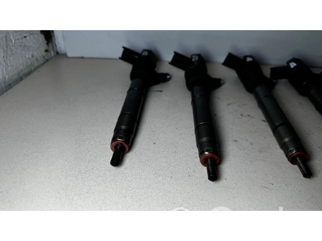 Vstřikovač 0445110320, 338002A900 Hyundai i30 pro naftový motor 1.6 D4FB