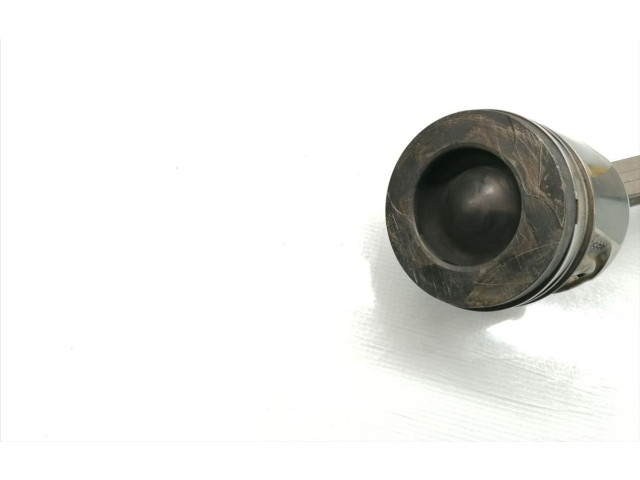  Поршень с шатуном  1065.3  Renault Trafic II (X83)  