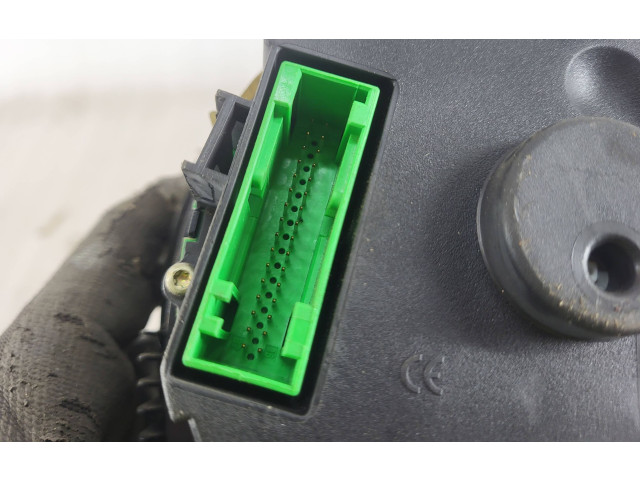 Přístrojová deska Volkswagen Bora 2000 88311301