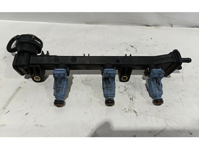 Топливная рампа 0003096V005, 0280151083 Alfa Romeo Giulietta