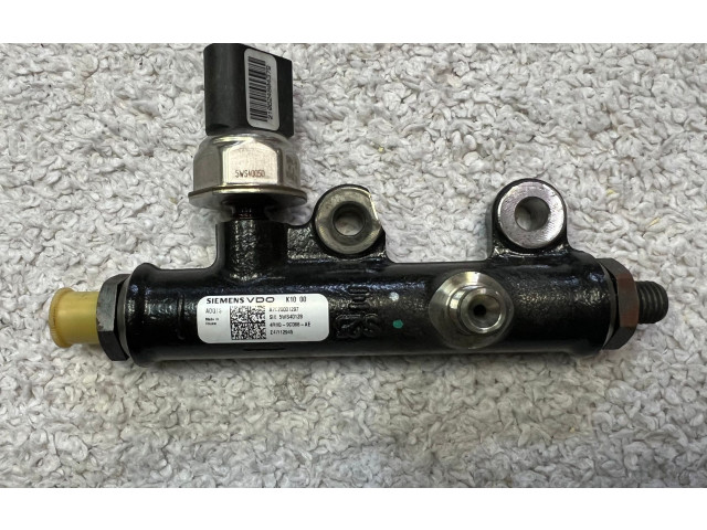 Топливная рампа 4R8Q9C066AE, 4R8Q9C066AE Jaguar XF X250