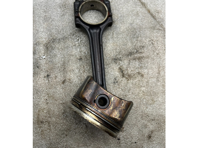 Поршень 050D Volkswagen Golf IV