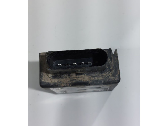 Блок управления топливного насоса 5Q0906121F, 5Q0906121F   Skoda  Superb B8 (3V)  2015 - 2024 года