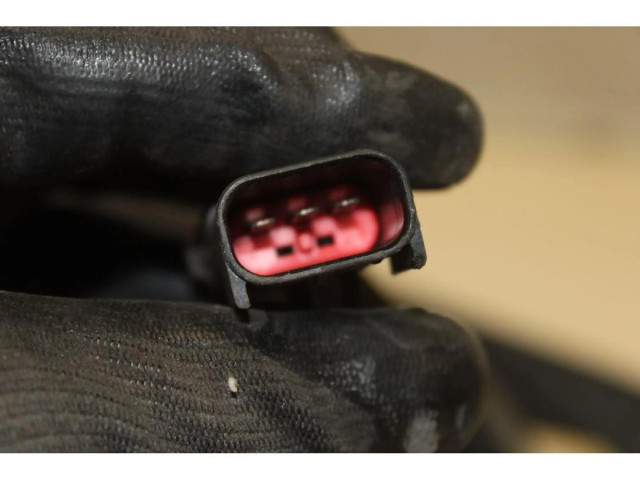 Вентилятор радиатора     52404763    Jeep Cherokee III KJ 2.8