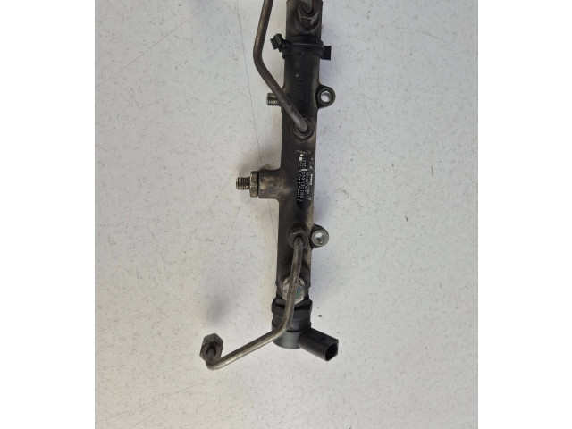 Топливная рампа 059130090J, F00R001823   Audi A6 S6 C6 4F  