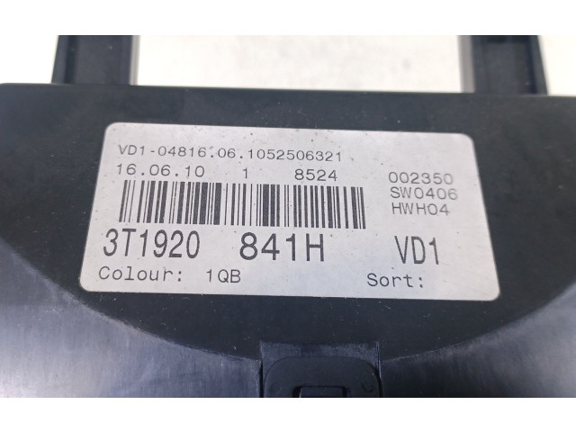 Панель приборов 3T1920841H   Skoda Superb B6 (3T)       