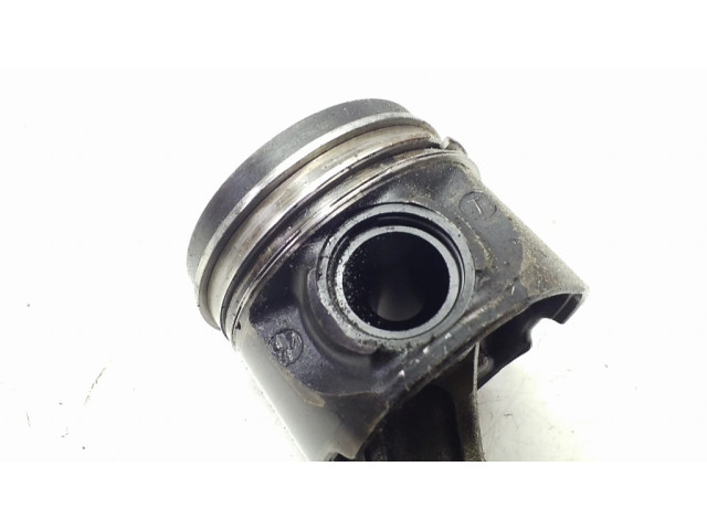  Поршень с шатуном    BMW 7 E65 E66 для дизельного двигателя 3.0