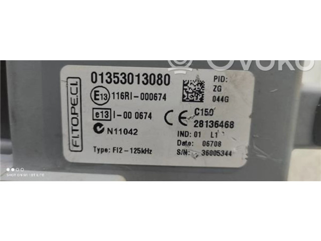 Блок предохранителей 0133013080, 0133013080 Citroen Nemo