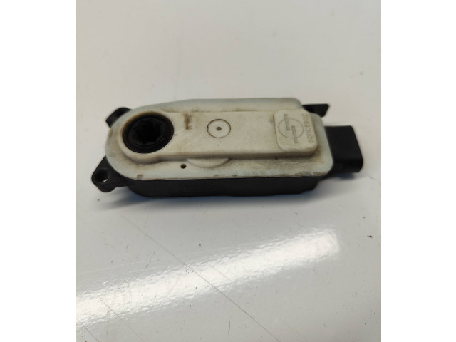 Блок управления двигателя 5877R1006, 68298531AA   Ram 1500