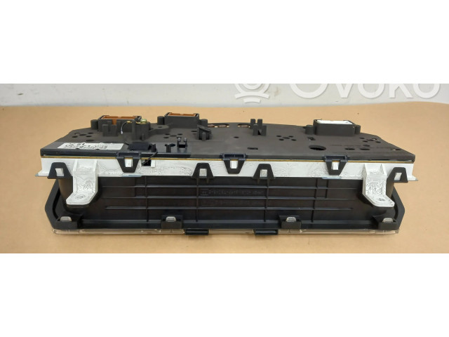 Přístrojová deska Nissan Navara D22 2004 24812VK010, 24812VK011