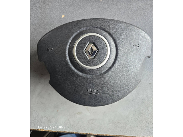 Подушка безопасности водителя 8200677496, 370C10890607   Renault Clio III