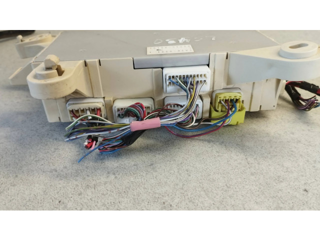 Блок предохранителей 8273050101, 2A280224 Lexus LS 430