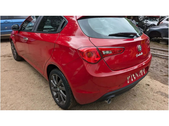 Форсунка 0445110300    Alfa Romeo Alfetta для дизельного двигателя 940A3.000 1.6