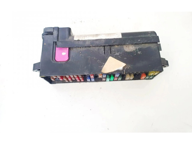 Блок предохранителей  1t1970015, tab016460   Volkswagen Touran I    