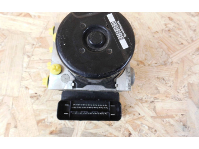 Блок АБС 8V612C405AF Mazda 3 II 2009 - 2013 года