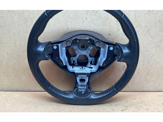 Volant Nissan Juke I F15 2012