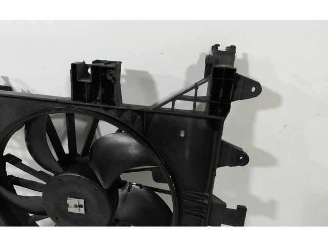 Вентилятор радиатора     214814567R    Dacia Duster 