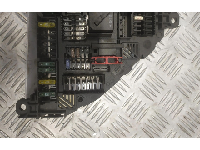 Блок предохранителей 9259468 BMW X3 F25