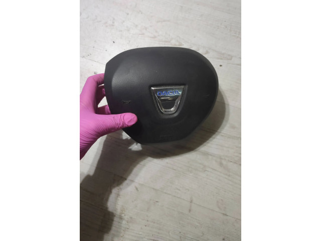 Подушка безопасности водителя 985709812R Dacia Duster II