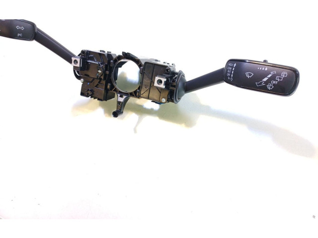 Ручка стеклоочистителей    Seat Ibiza IV (6J,6P)