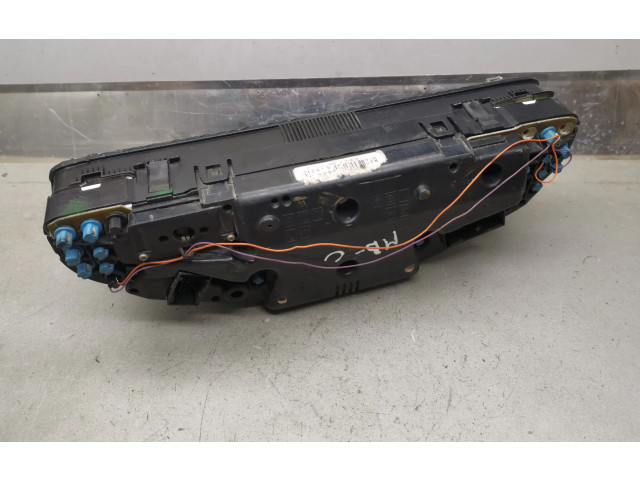 Přístrojová deska  Mercedes-Benz C W202 1999 88311224  