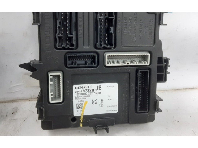 Блок управления двигателя 237100772V, 237100795V Dacia Sandero III