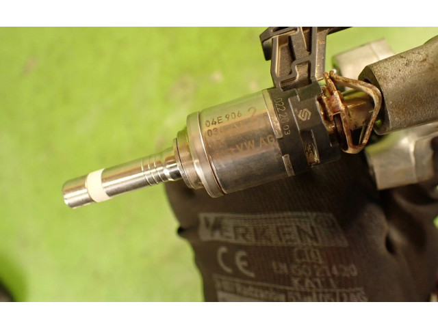 Топливная рампа Skoda Octavia Mk4