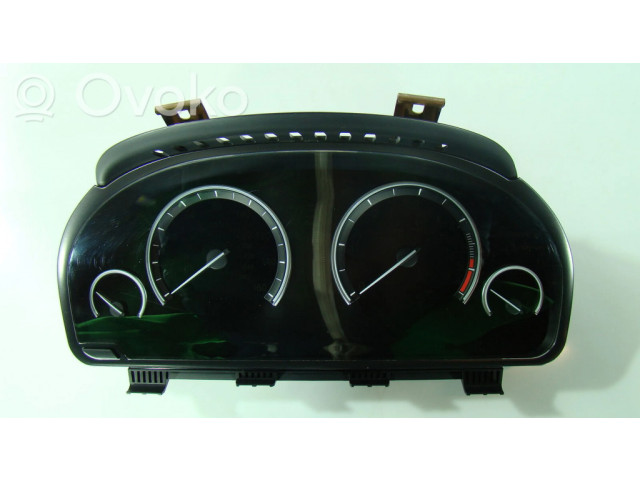 Přístrojová deska BMW 7 F01 F02 F03 F04 2015 R00349, 9202004