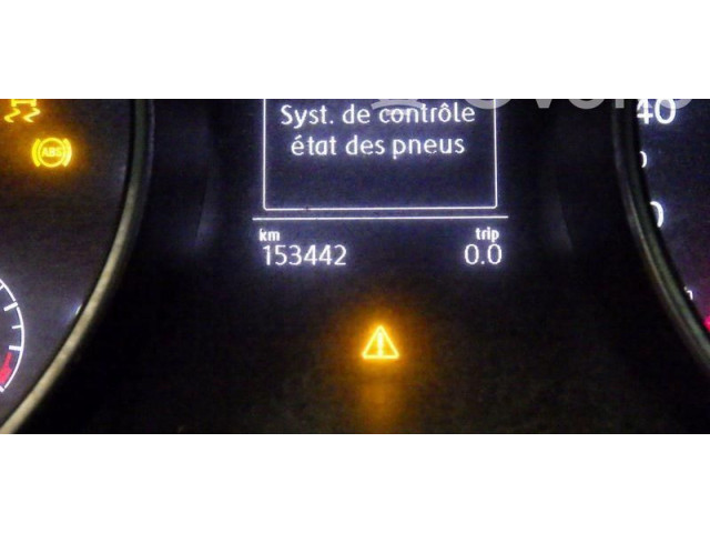 Панель приборов 5G1920741A Volkswagen Golf VII