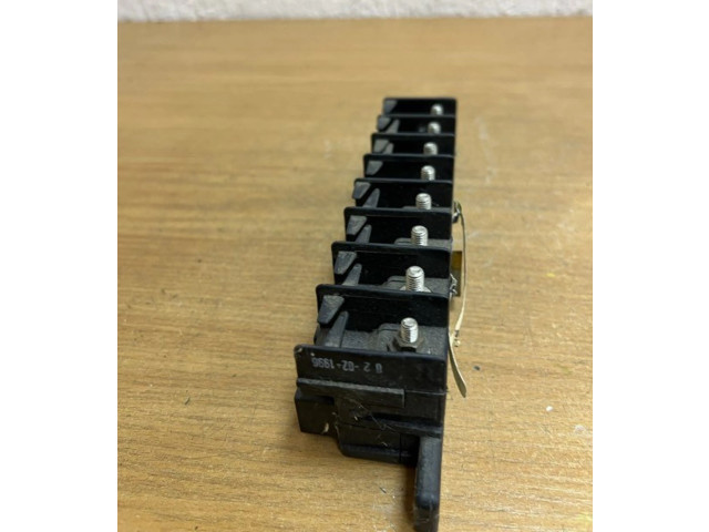 Pojistková skříňka 4A0941822, F3859 Audi A6 S6 C4 4A 1997