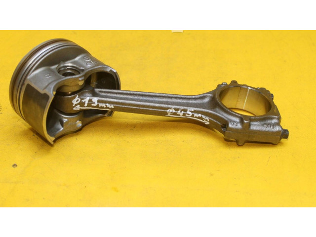 Поршень с шатуном Volkswagen Golf VI