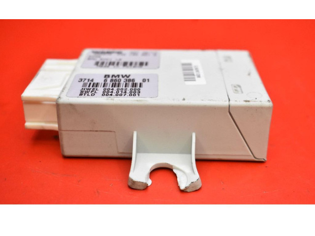 Řídící jednotka 686038601, 686038601 BMW 5 F10 F11 2015