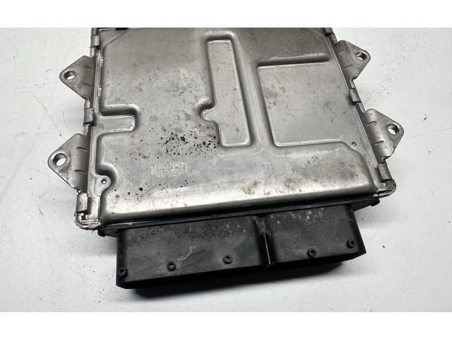 Блок управления двигателя 55258952, 55258952   Fiat 500L
