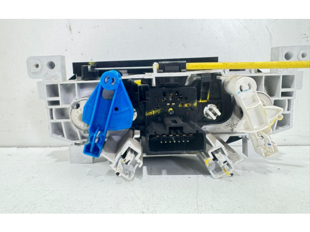 Блок управления климат-контролем Dacia Sandero