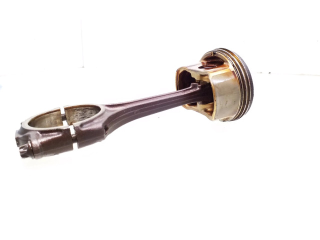 Píst Audi A4 S4 B6 8E 8H asn